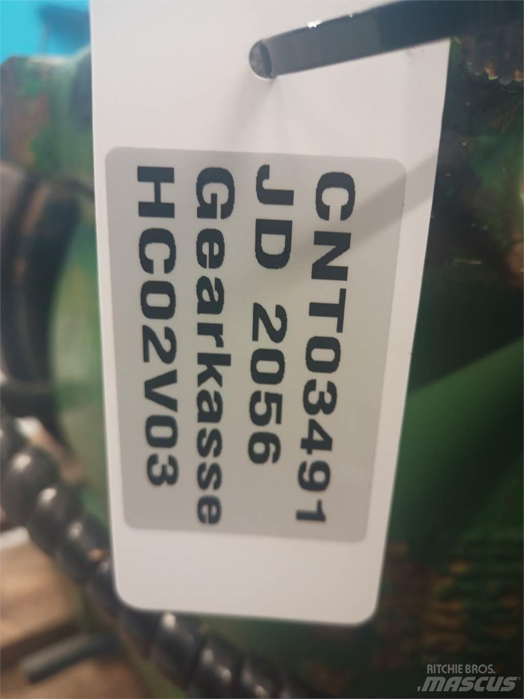 John Deere 2066 傳動裝置