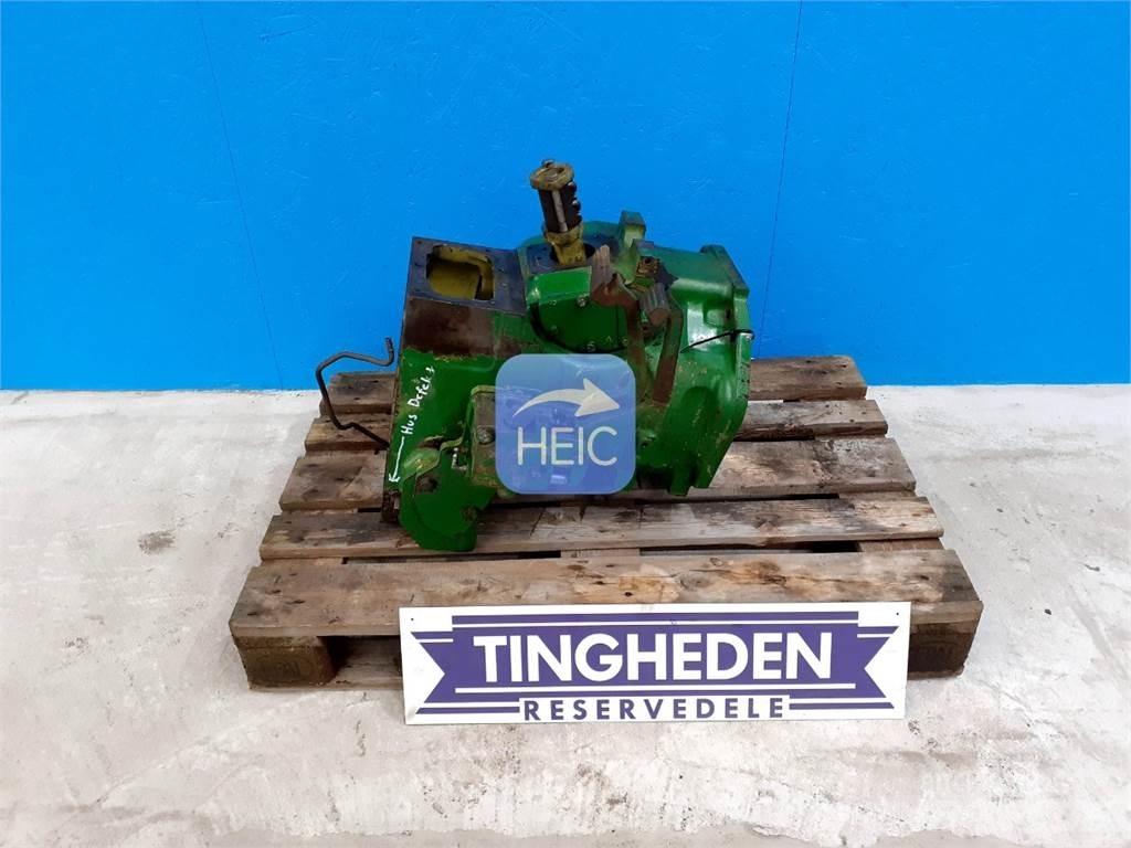 John Deere 2120 傳動裝置