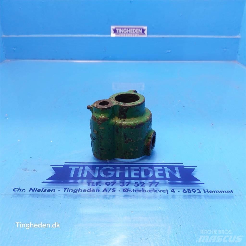 John Deere 2130 其他曳引機配件