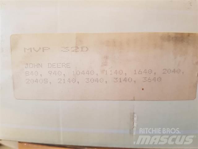 John Deere 2140 電子設備