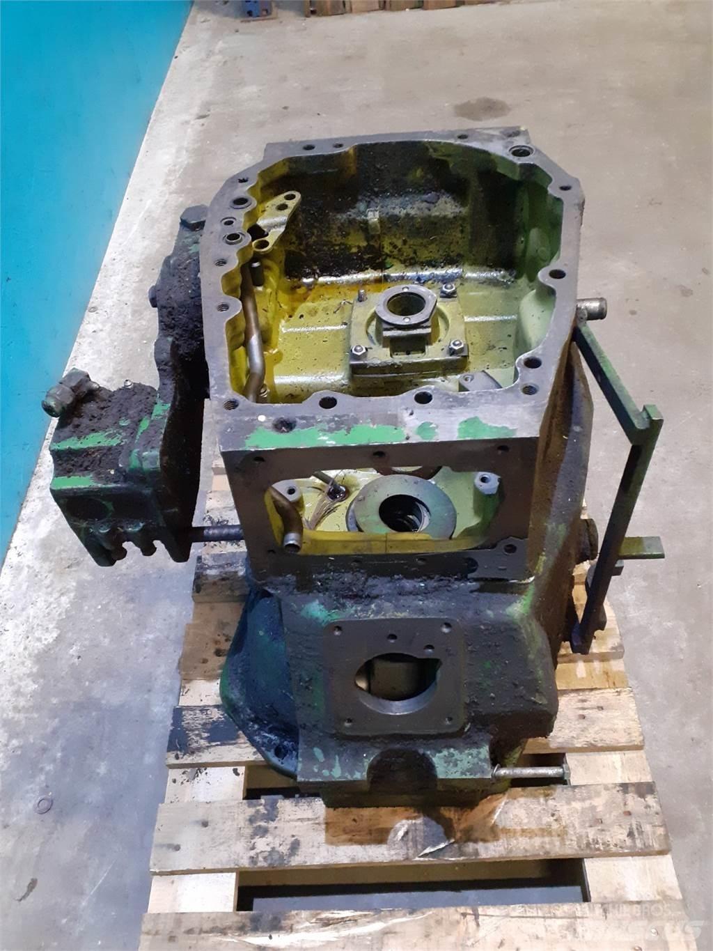 John Deere 2240 傳動裝置