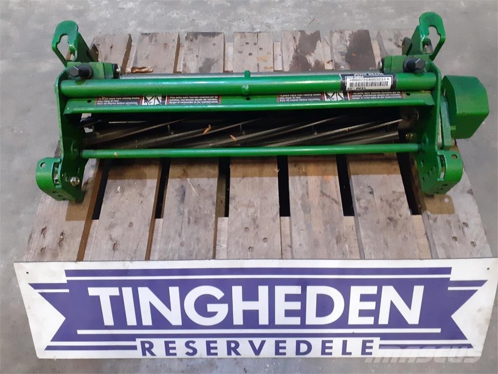 John Deere 2500 機器人割草機