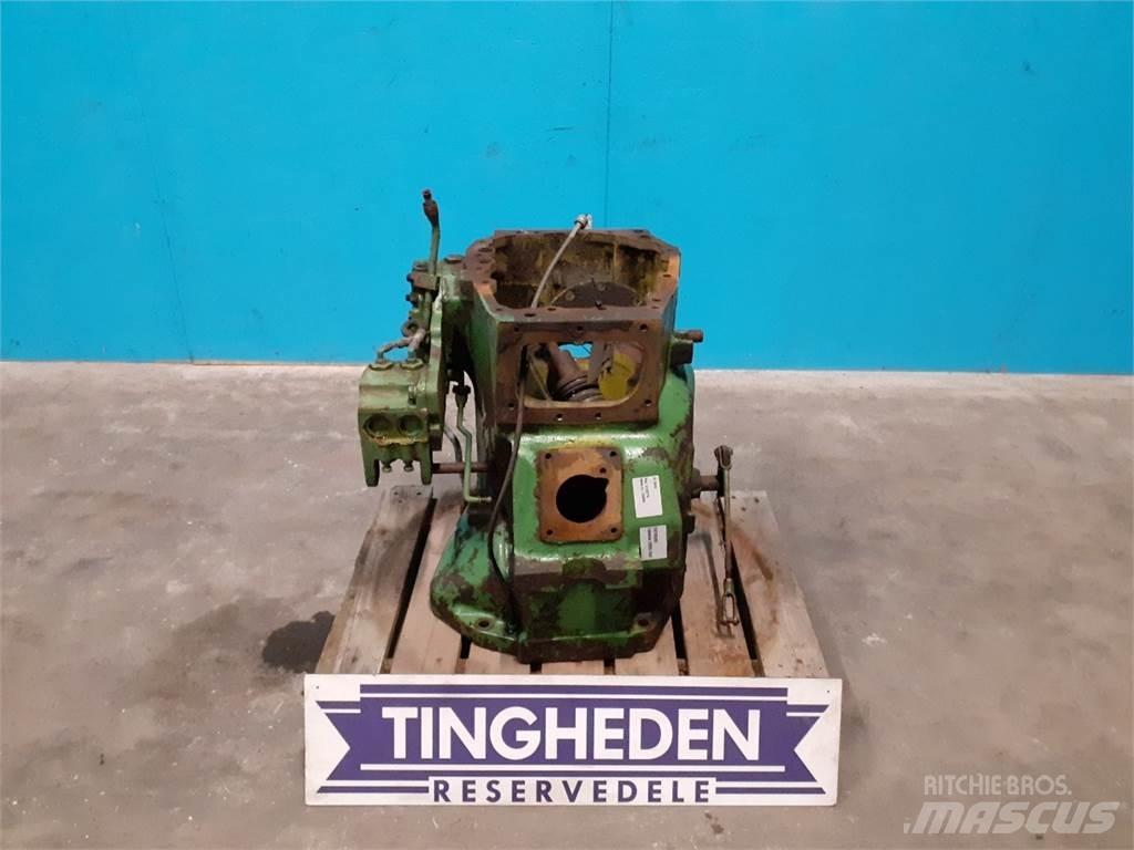 John Deere 2840 傳動裝置