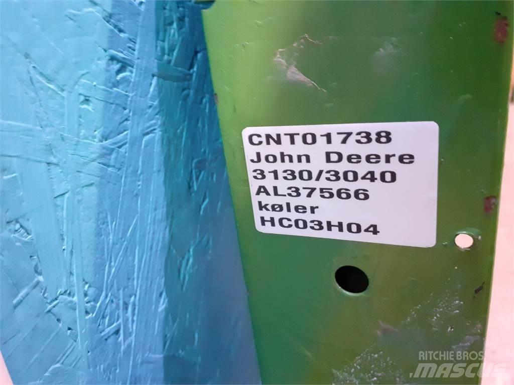 John Deere 3040 散熱器/水箱