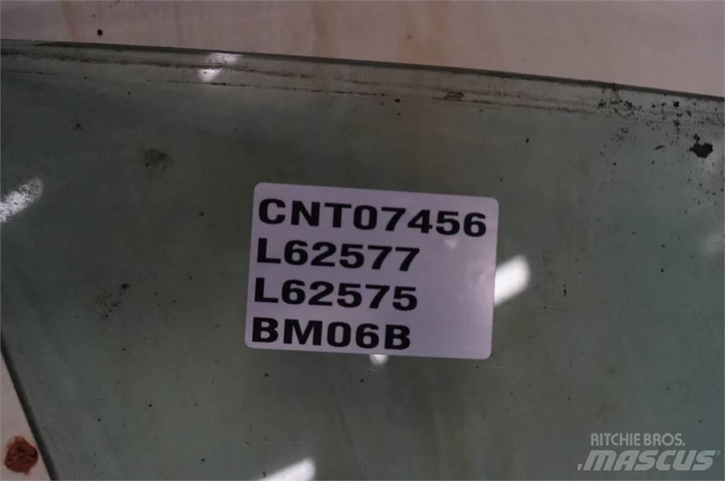 John Deere 3050 駕駛室與內部