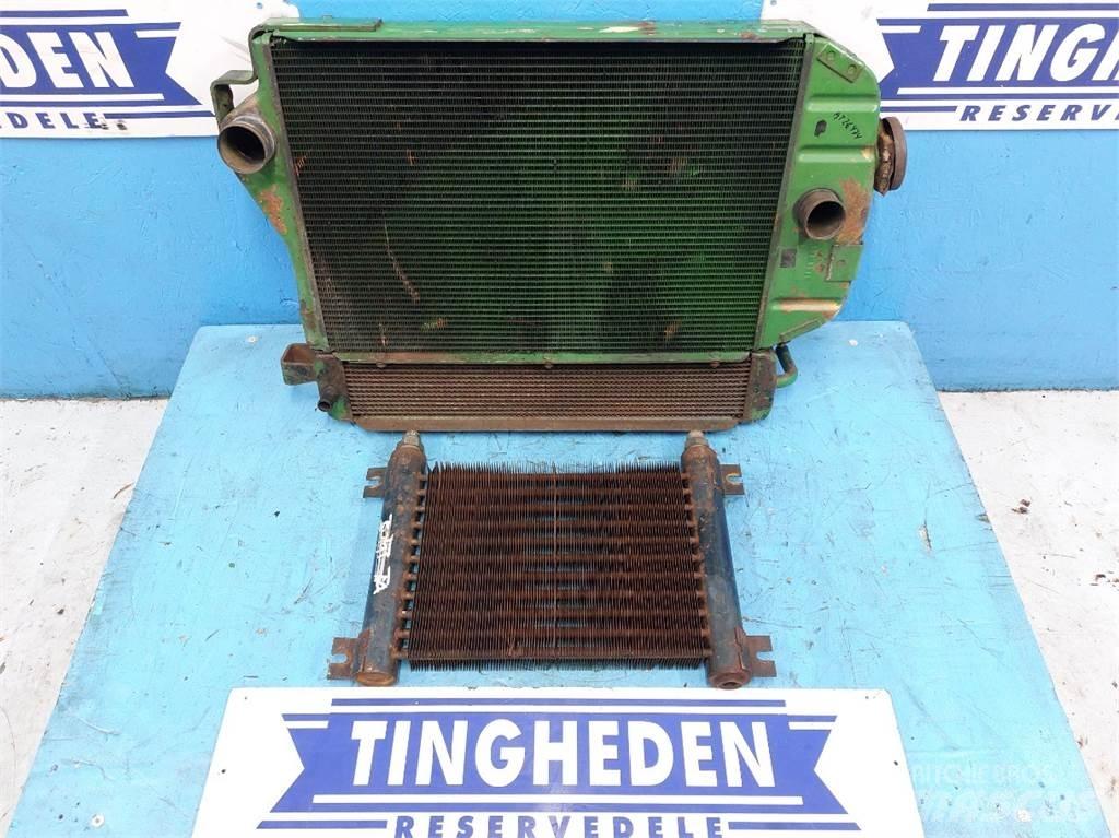 John Deere 3130 散熱器/水箱