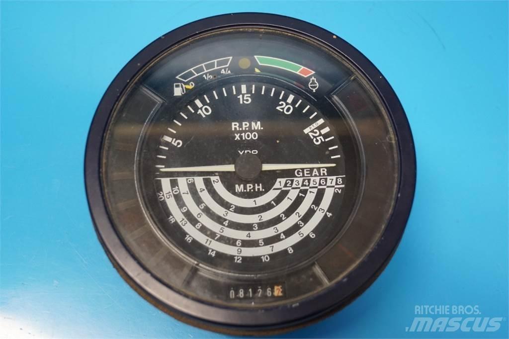John Deere 3140 電子設備