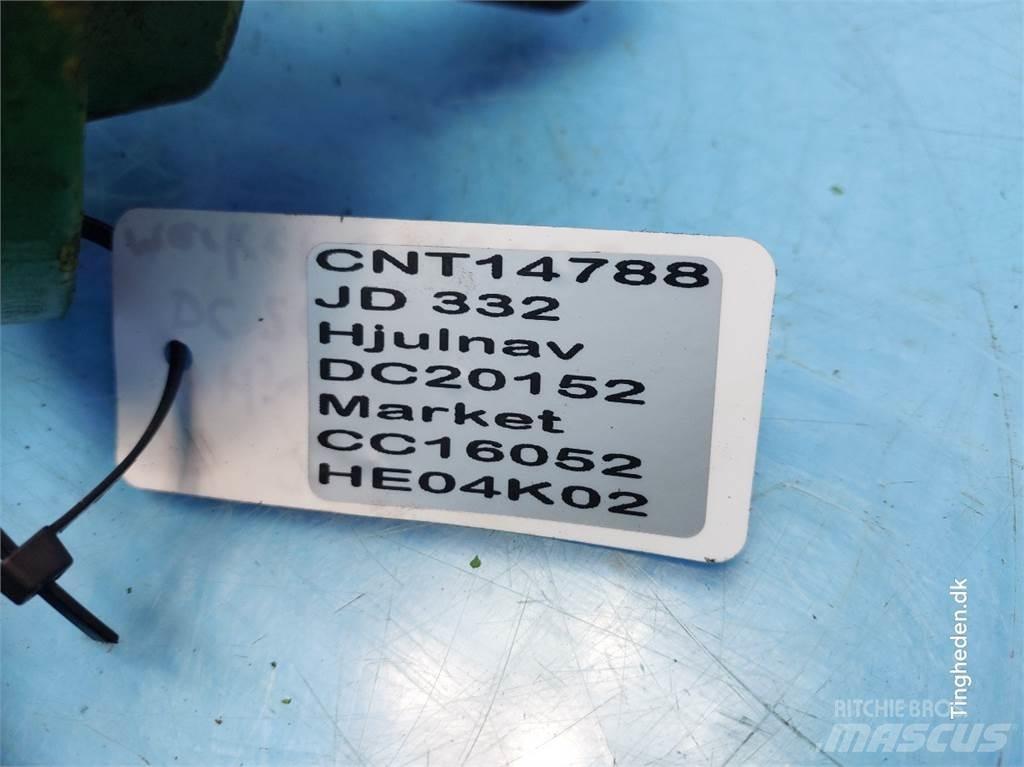 John Deere 332 軸