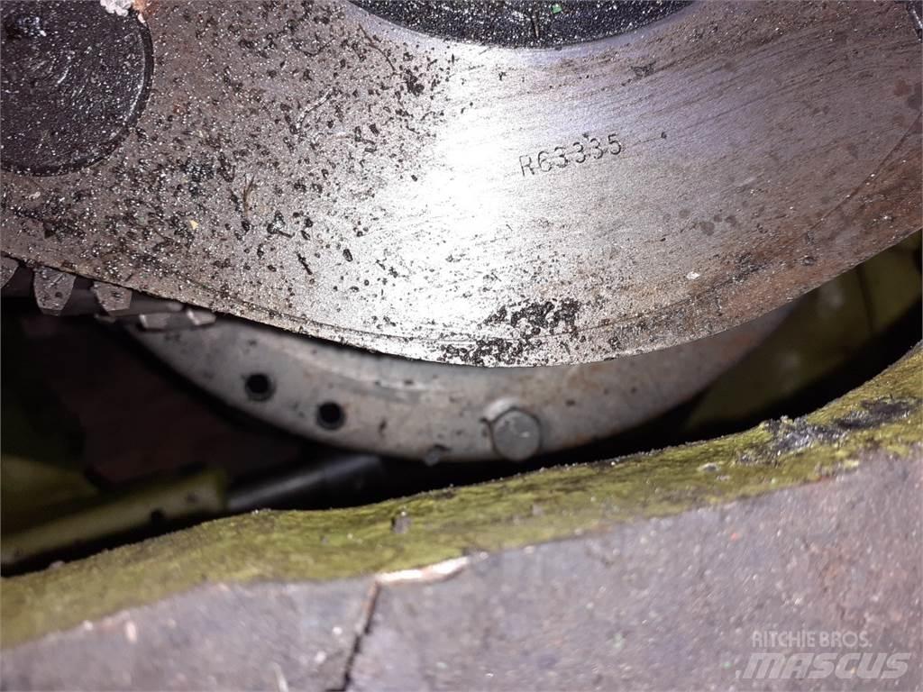 John Deere 4040 傳動裝置