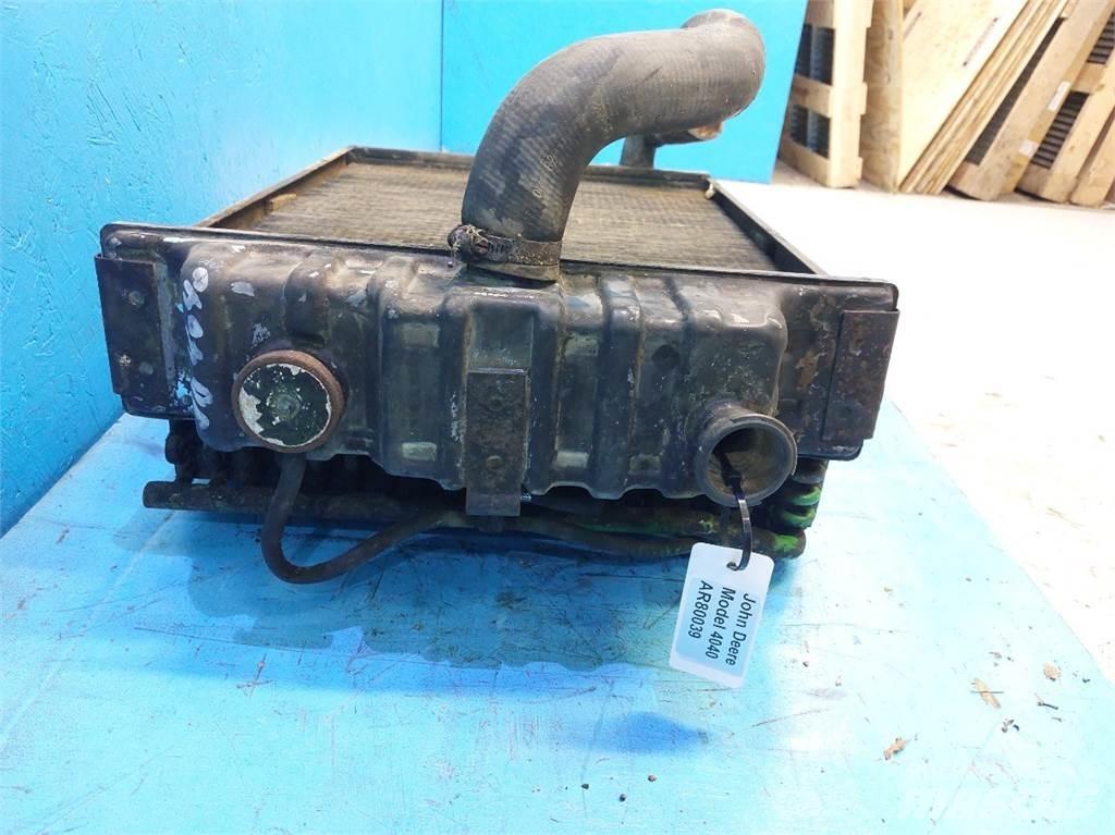 John Deere 4040 散熱器/水箱