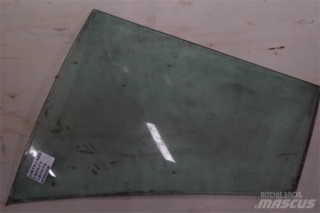 John Deere 4040 駕駛室與內部