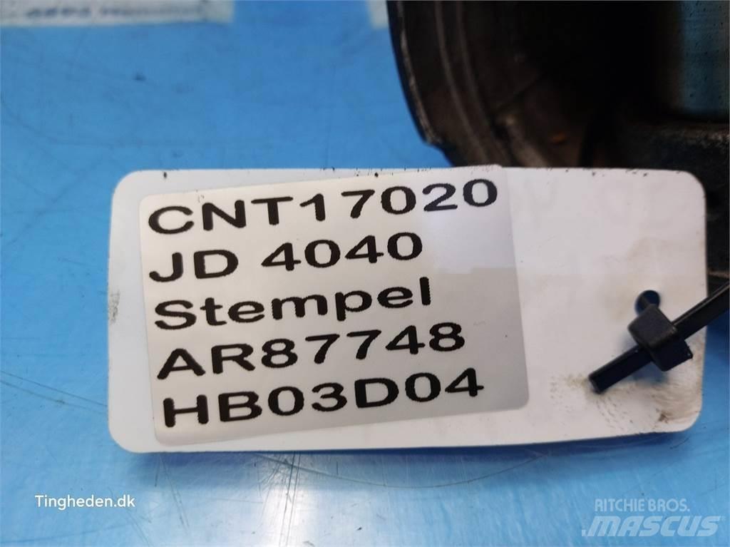John Deere 4040 引擎/發動機