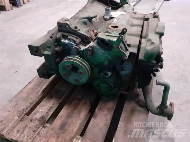 John Deere 4239 引擎/發動機