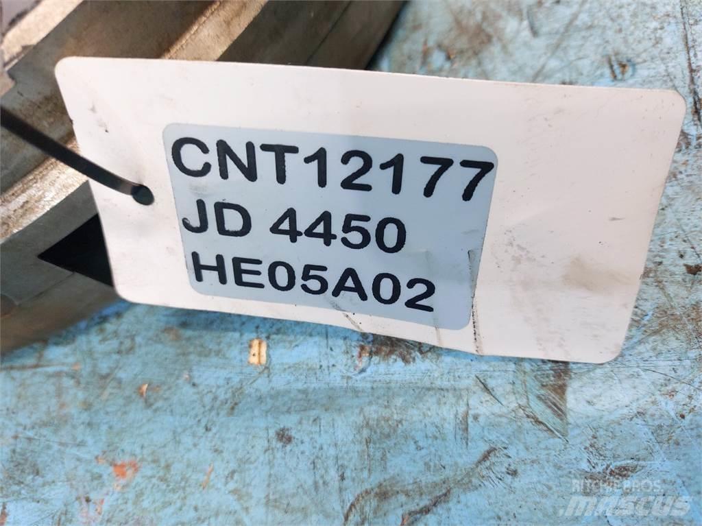 John Deere 4450 傳動裝置