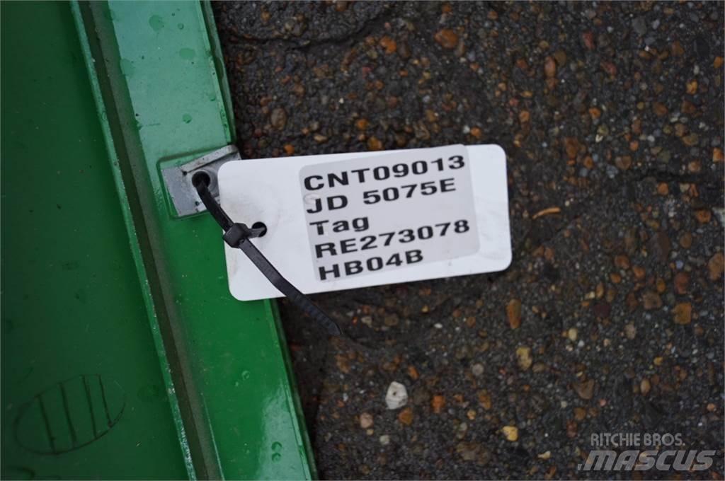 John Deere 5075E 駕駛室與內部