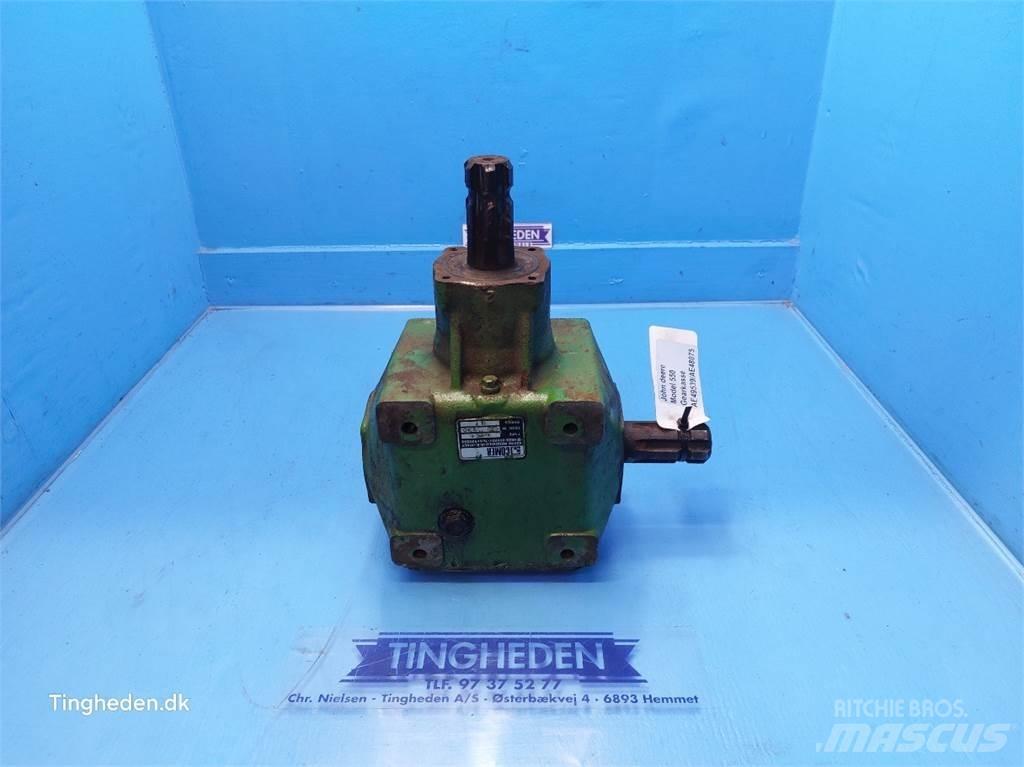 John Deere 550 傳動裝置
