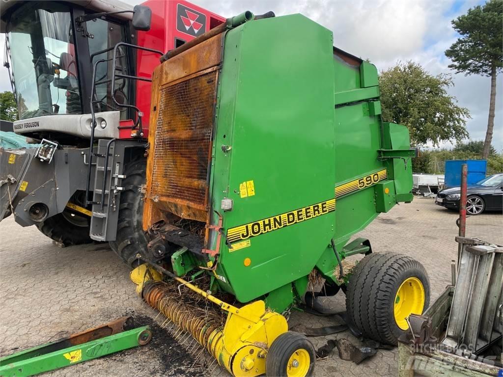 John Deere 590 圓型牧草打包機