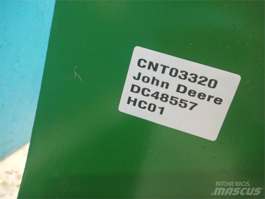 John Deere 590 貨物鉗車