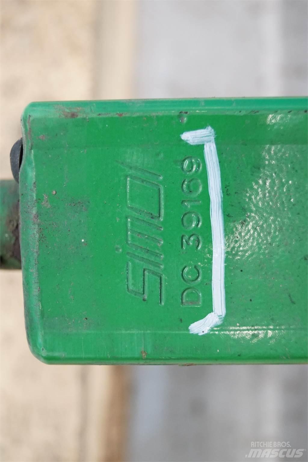 John Deere 590 其他農業機械