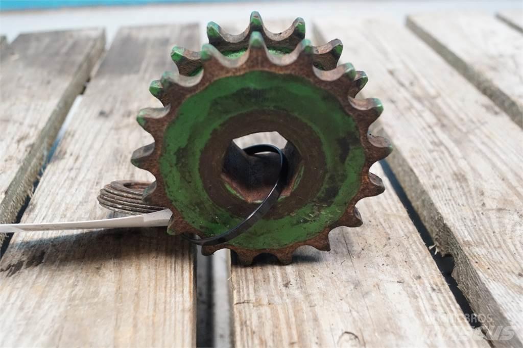 John Deere 592 傳動裝置