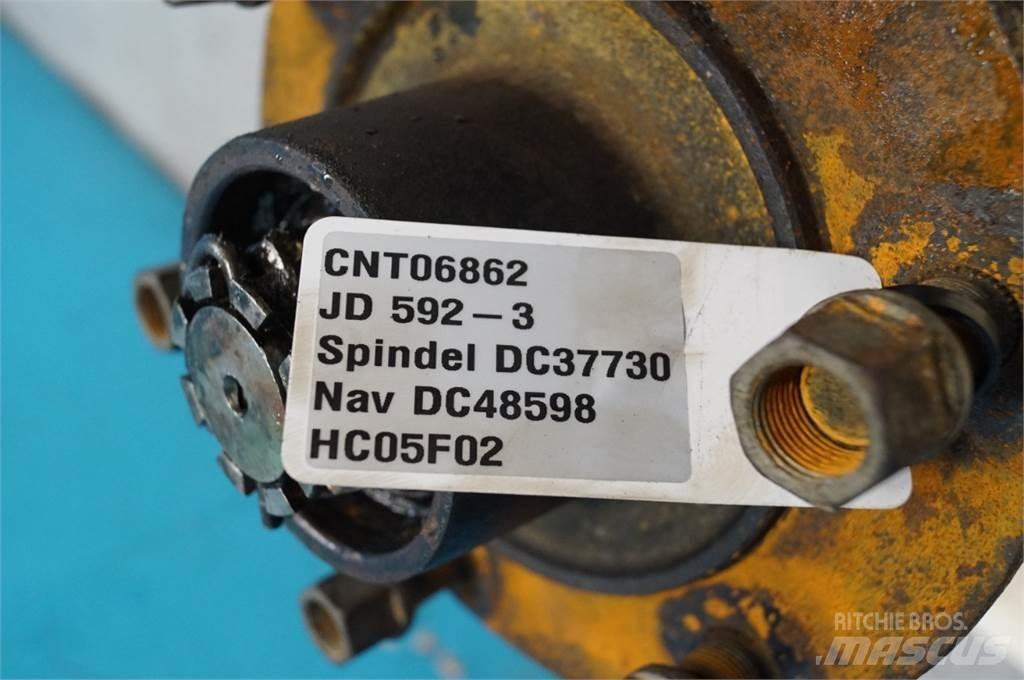 John Deere 592 軸