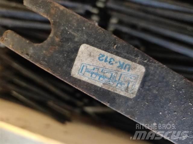 John Deere 818 聯合收穫機配件