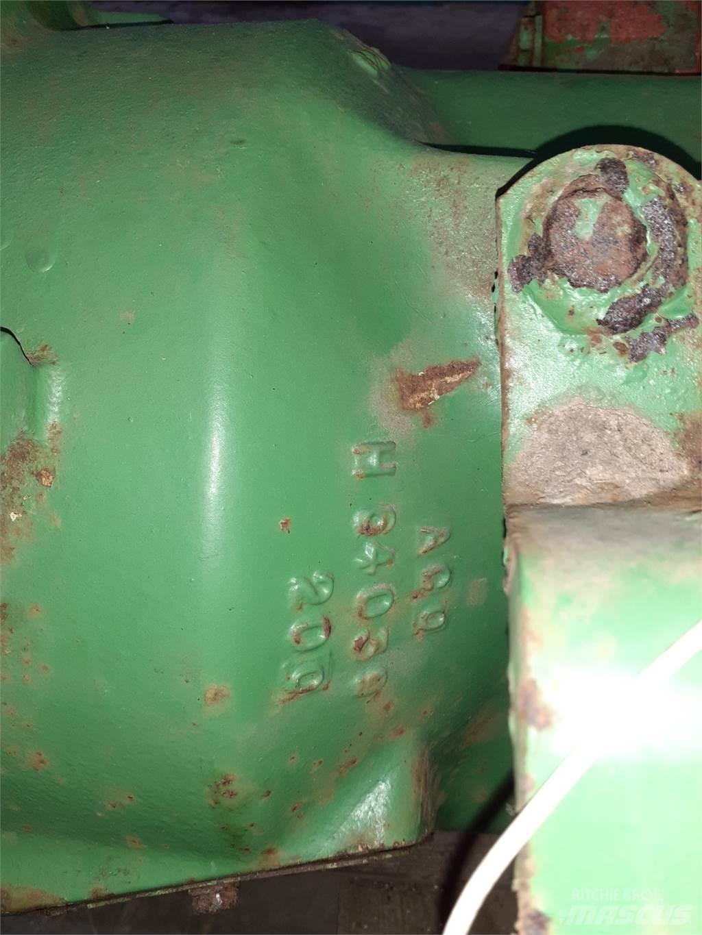John Deere 955 傳動裝置
