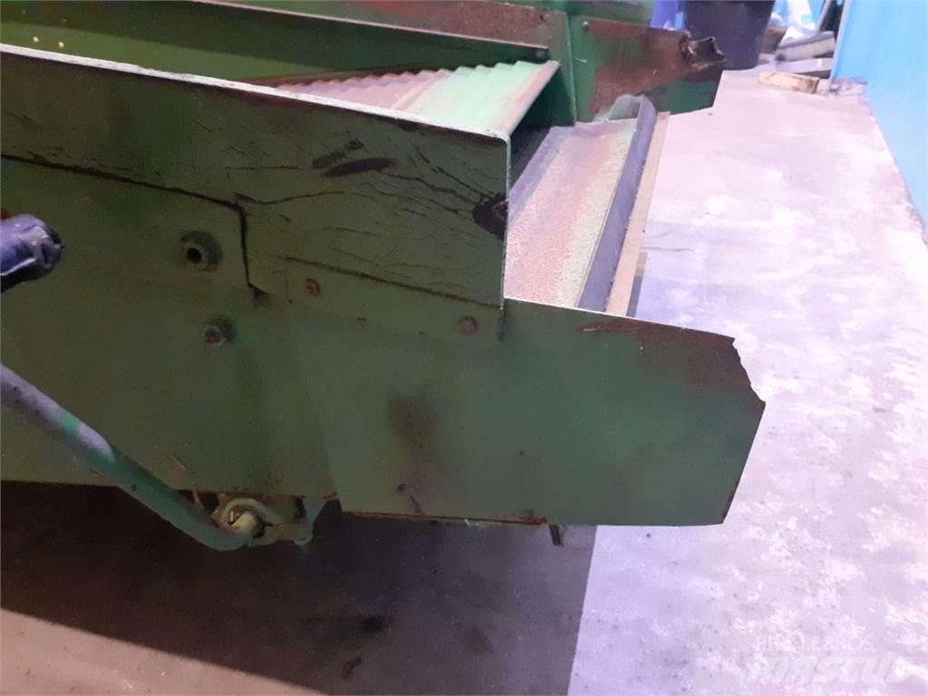 John Deere 955 砂鹽撒布機