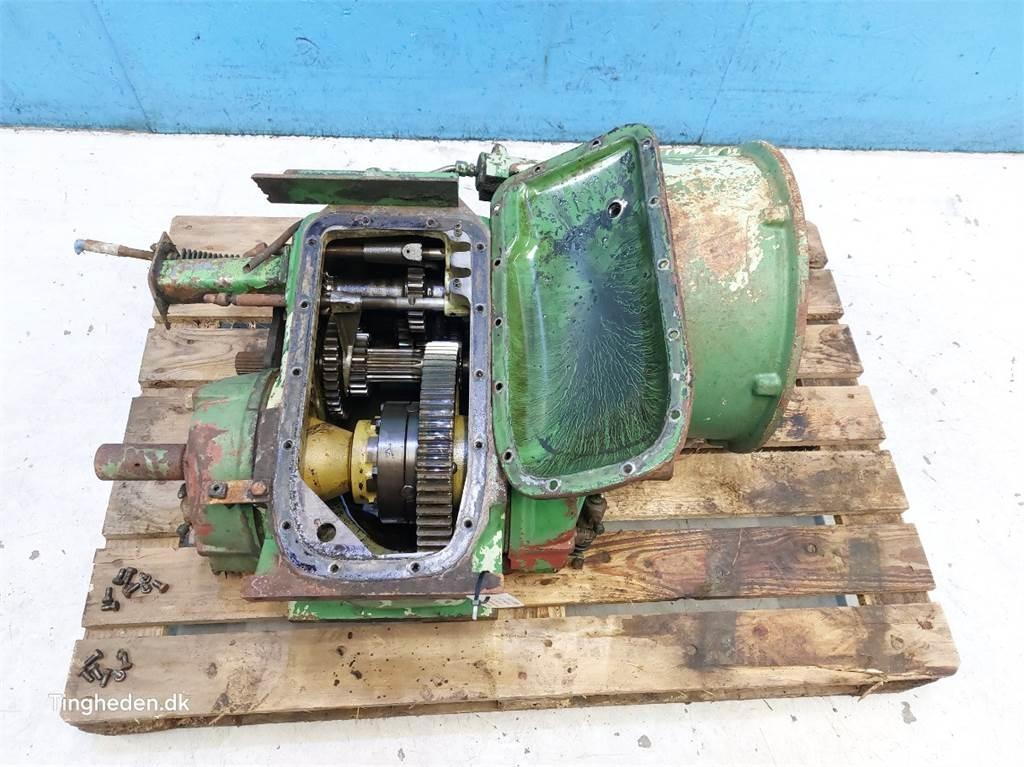 John Deere 965 傳動裝置