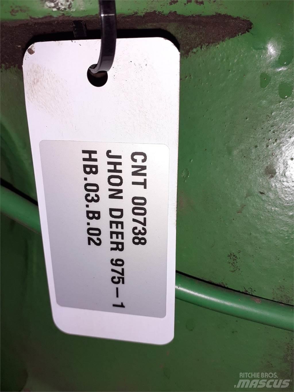 John Deere 975 傳動裝置