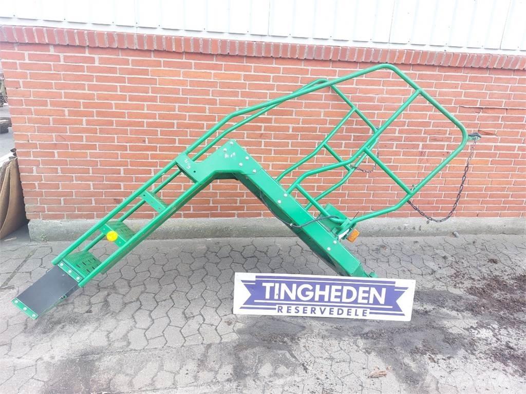 John Deere 9880 駕駛室與內部