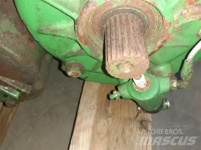 John Deere JD955 傳動裝置