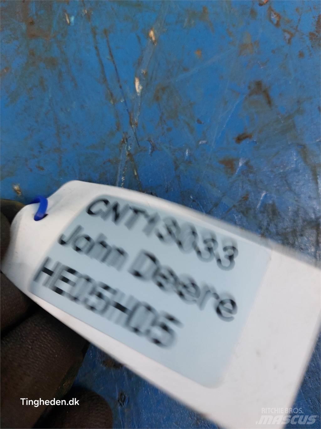 John Deere S670 砂鹽撒布機