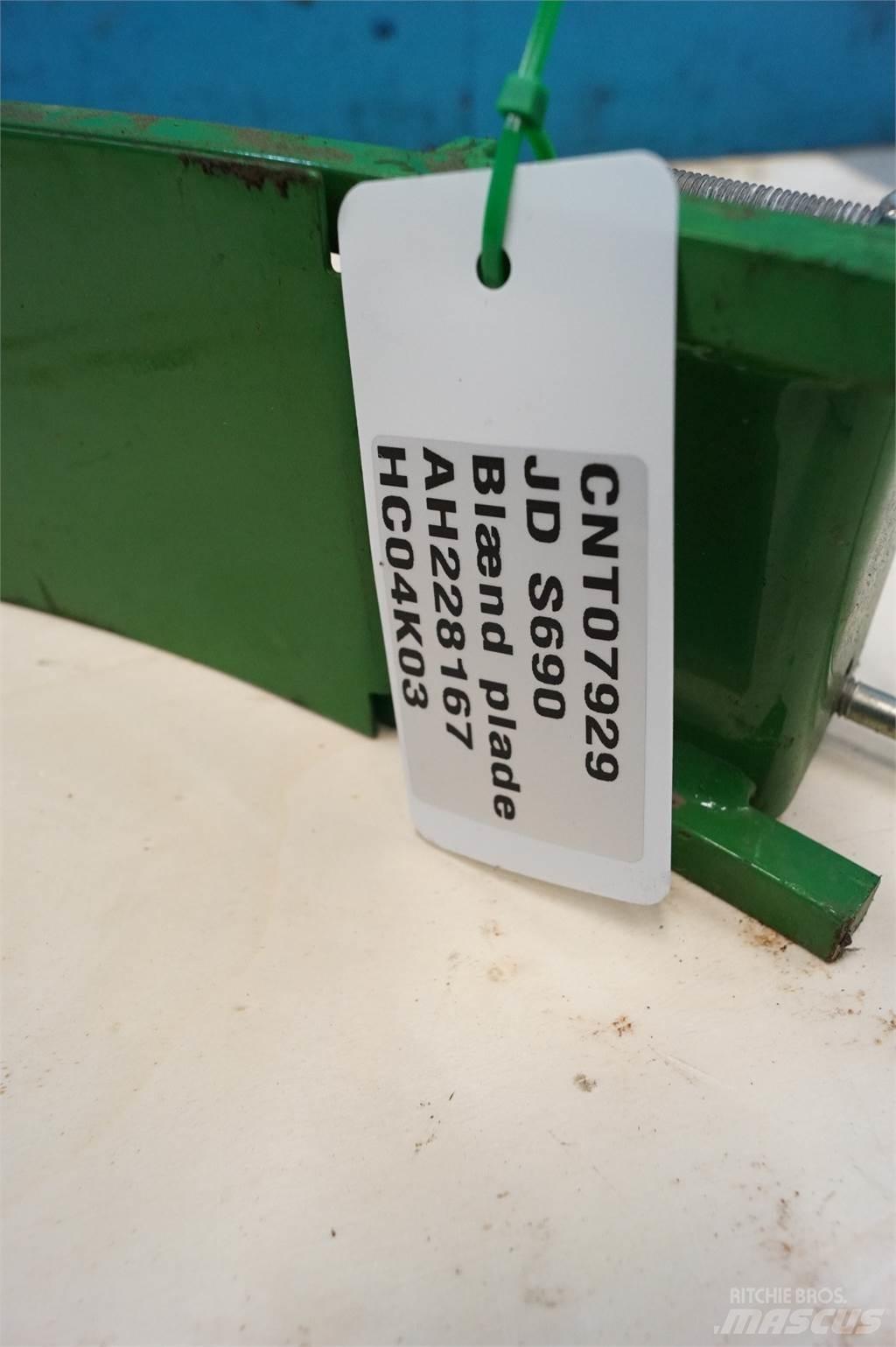 John Deere S690 聯合收穫機配件