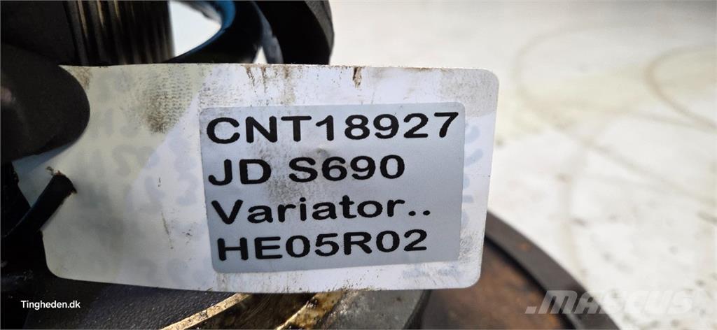 John Deere S690 其他農業機械