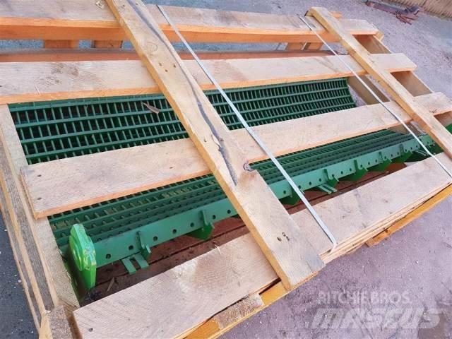 John Deere T670 聯合收穫機配件