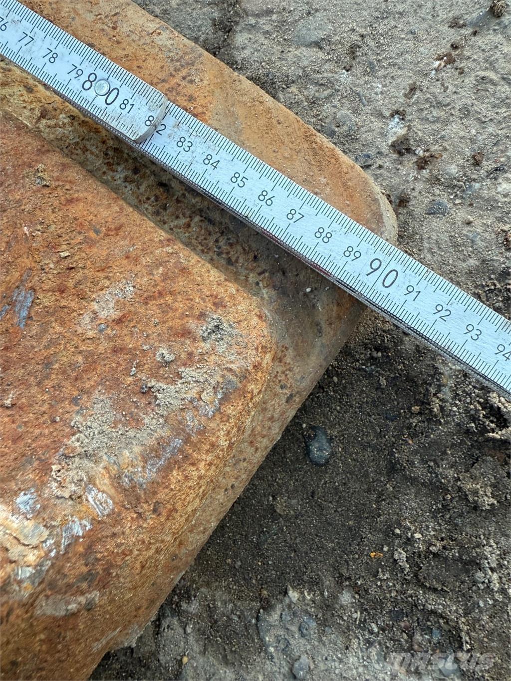 JST Graveskovl 鏟斗