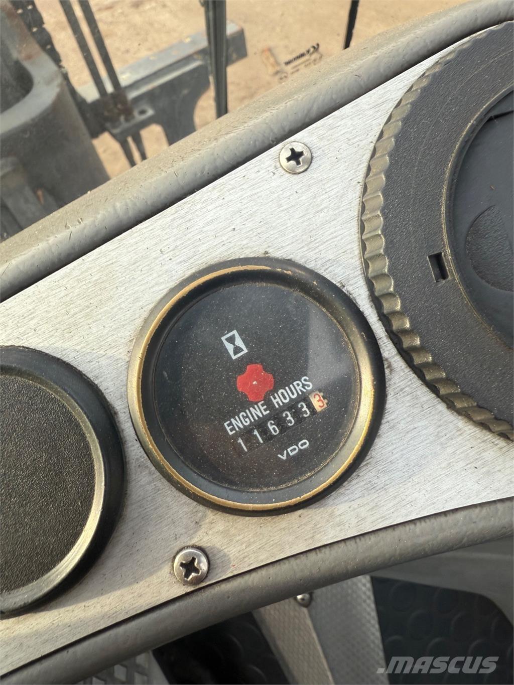 Kalmar DCD75-6 柴油卡車