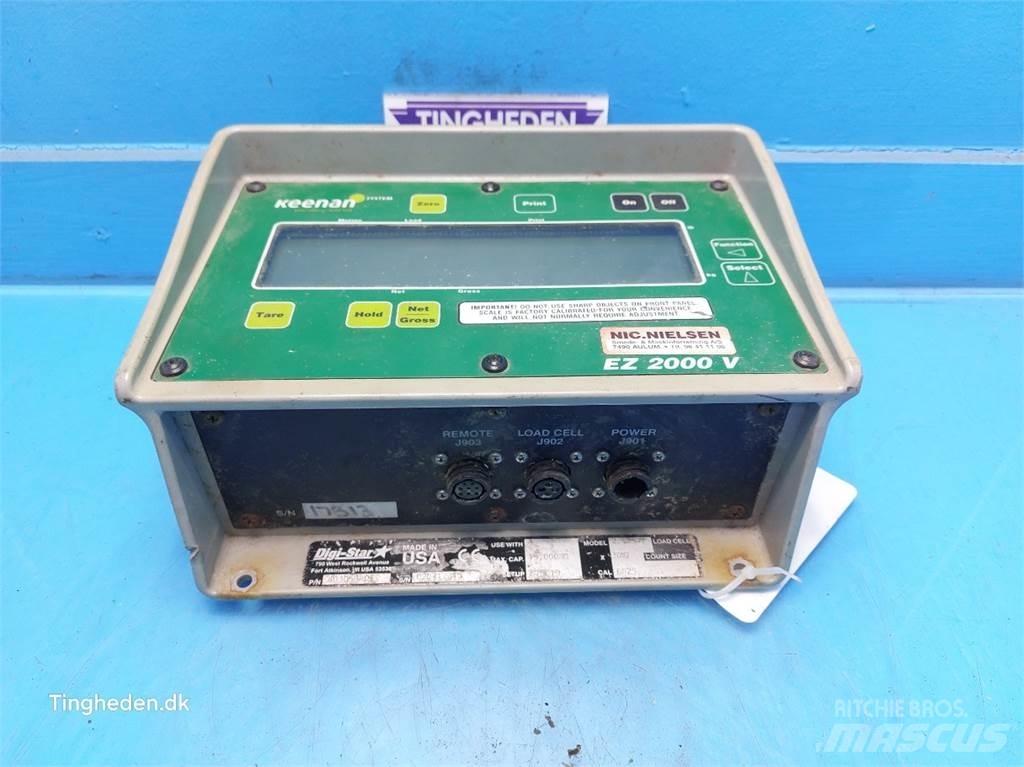 Keenan EZ2000V 混合餵料機