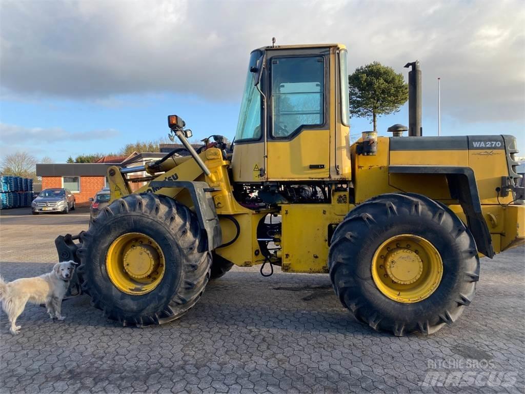 Komatsu WA270 輪胎式裝載機
