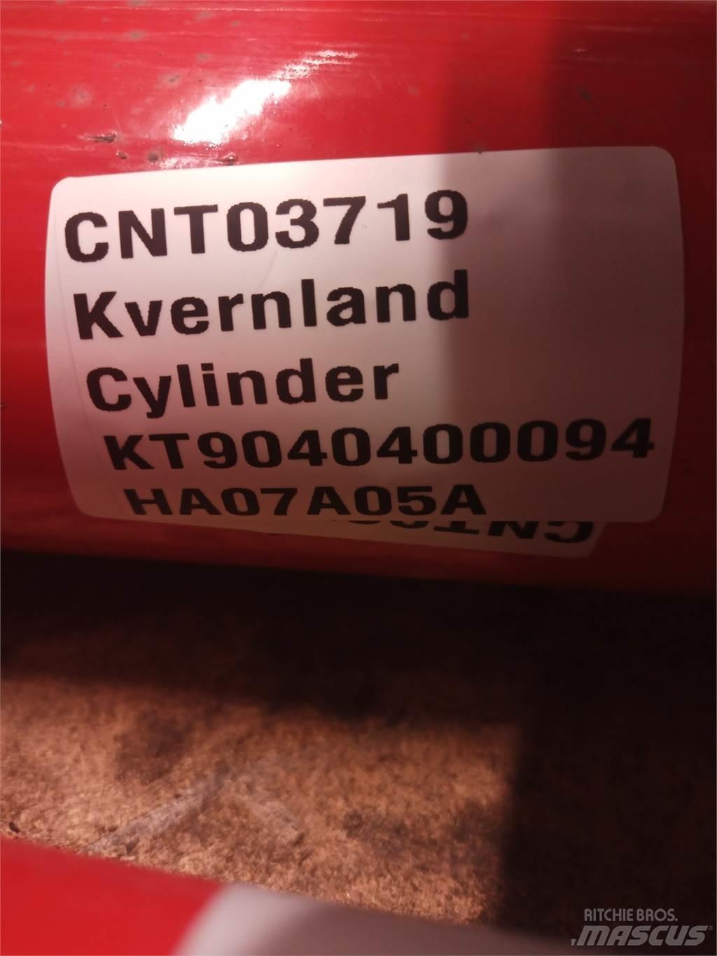 Kverneland 4232 割草劑