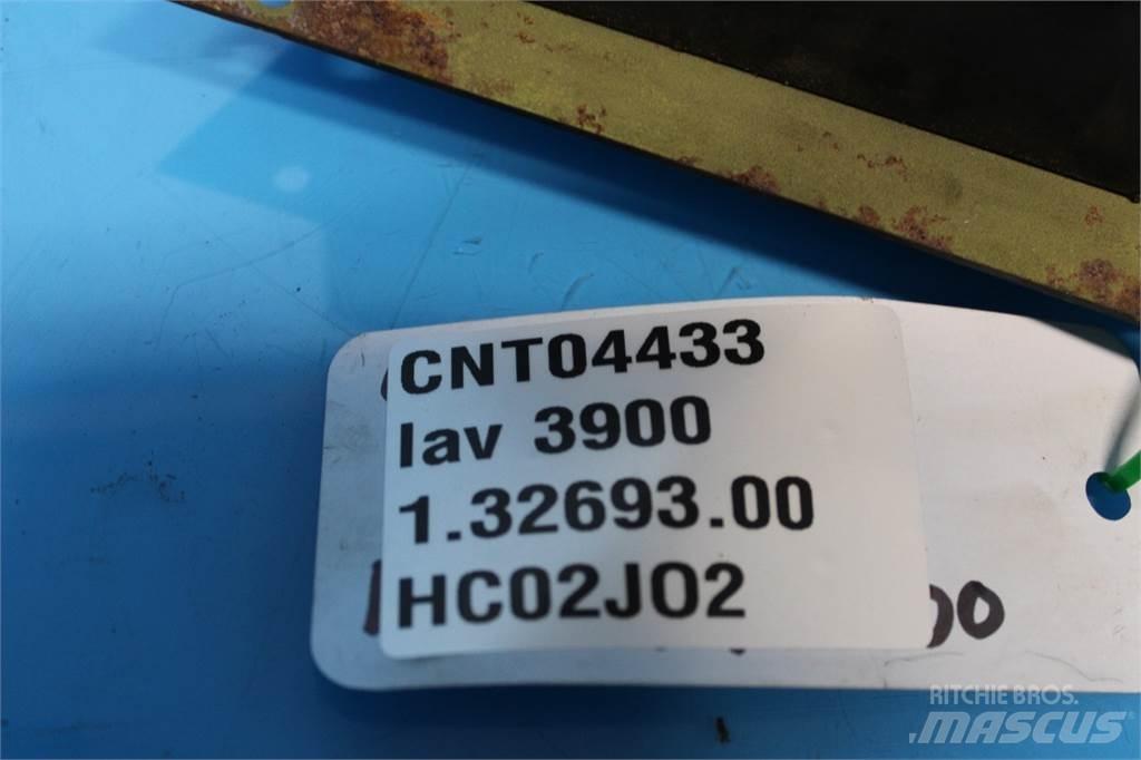 Laverda 3900 電子設備