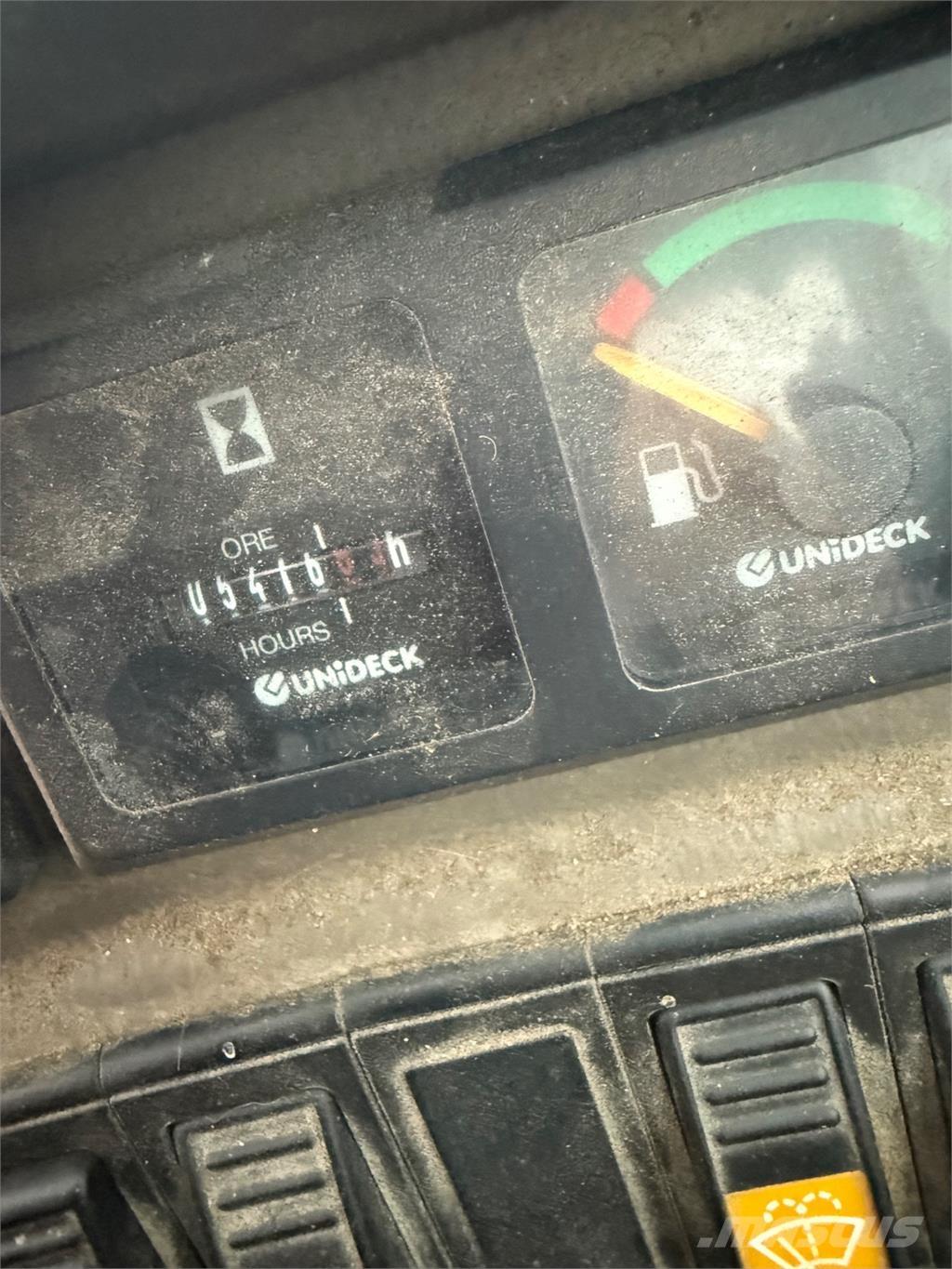 Manitou MT1340 伸縮臂操作車