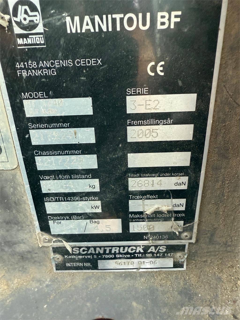 Manitou MT1740 伸縮臂操作車