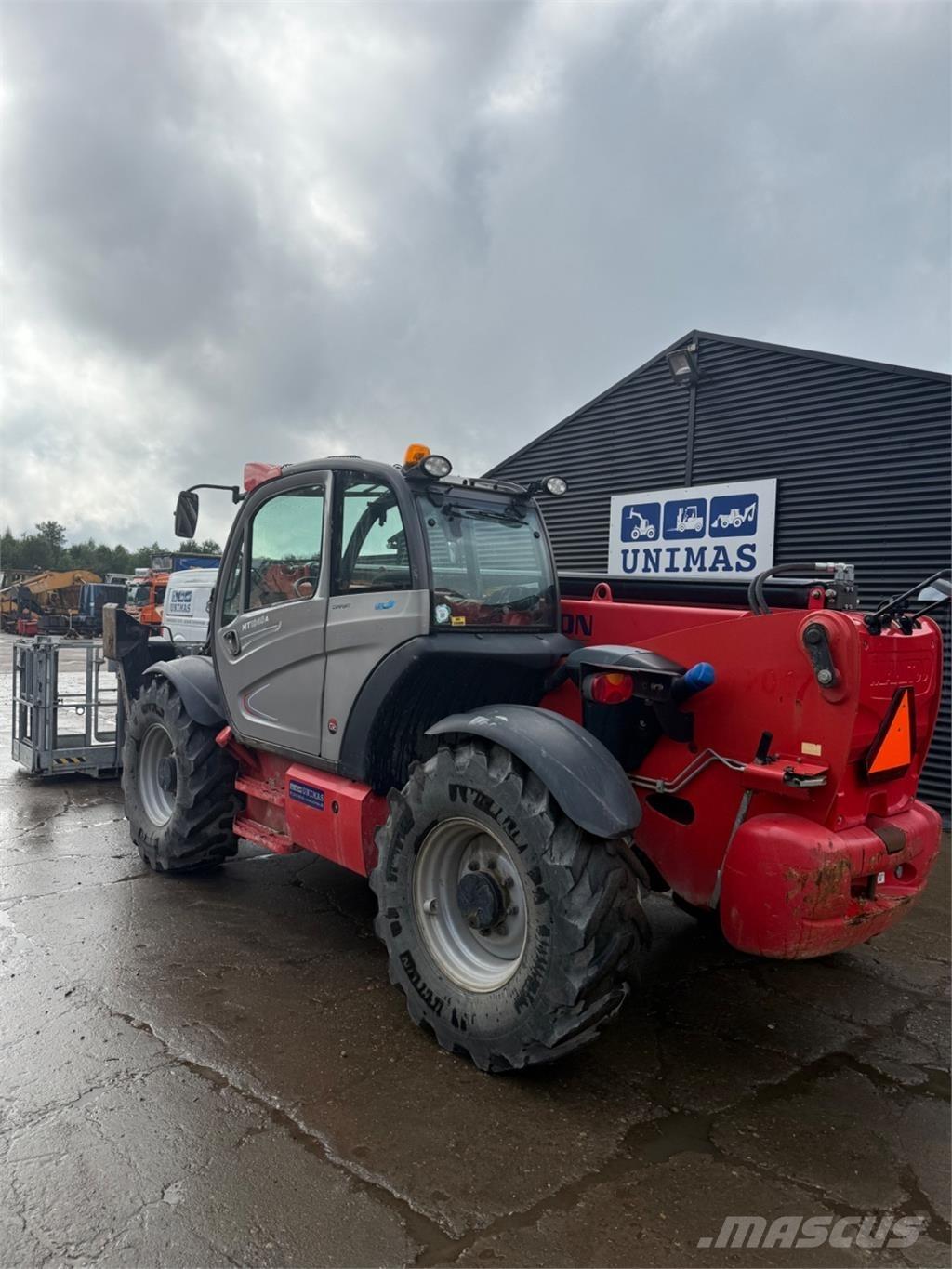 Manitou MT1840 伸縮臂操作車