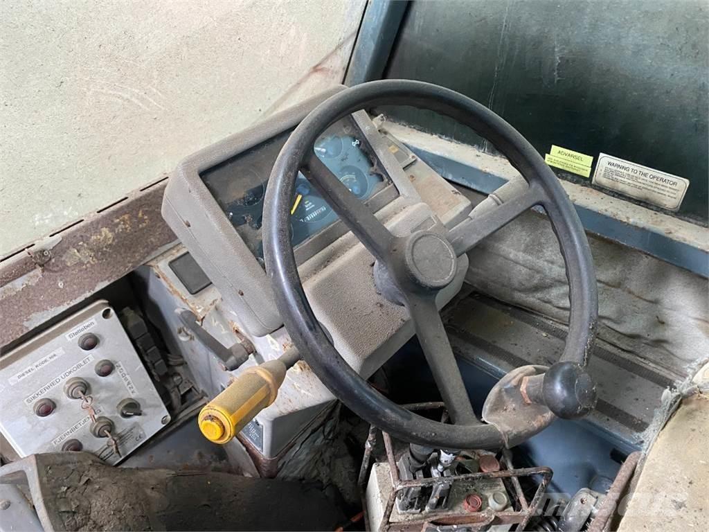 Matbro TS300 伸縮臂操作車
