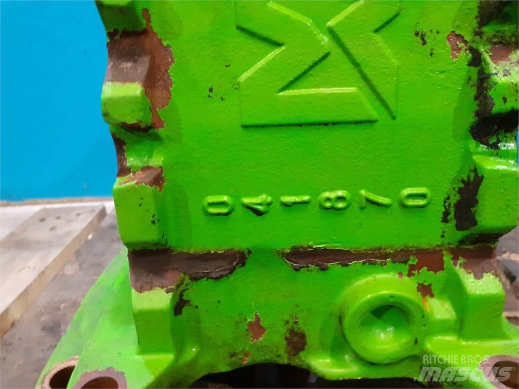 Merlo 28.7 軸