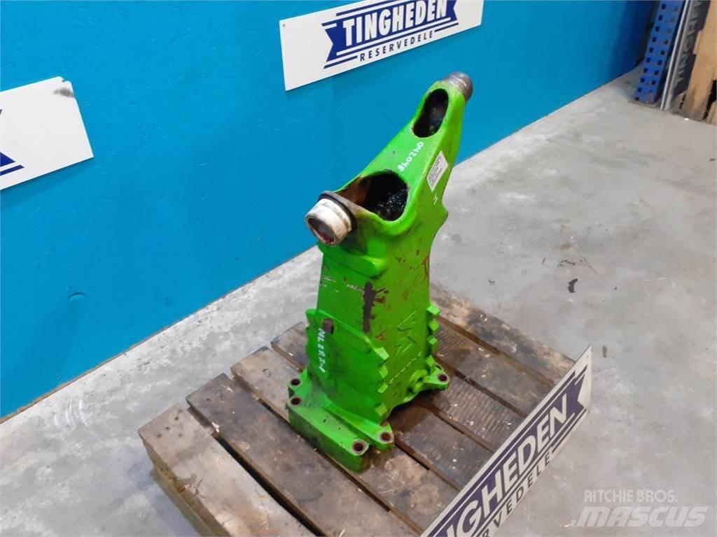 Merlo 28.7 軸