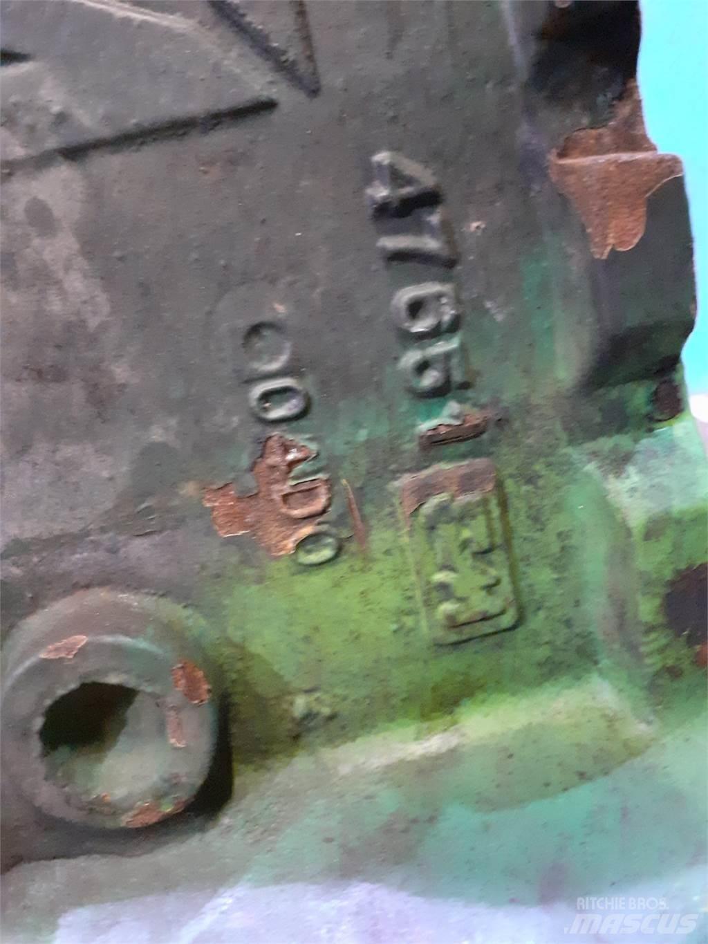 Merlo 30.9 軸