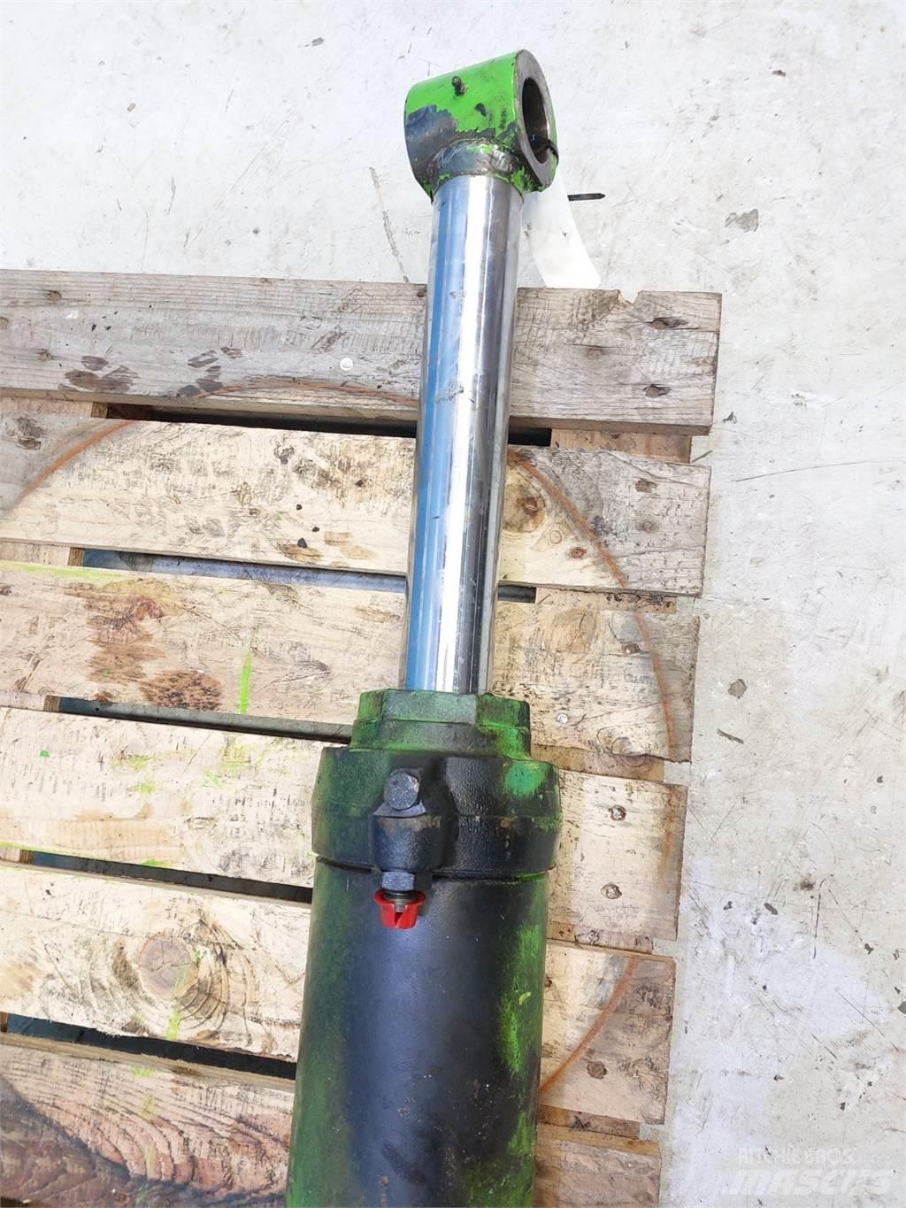 Merlo P40.7 油壓